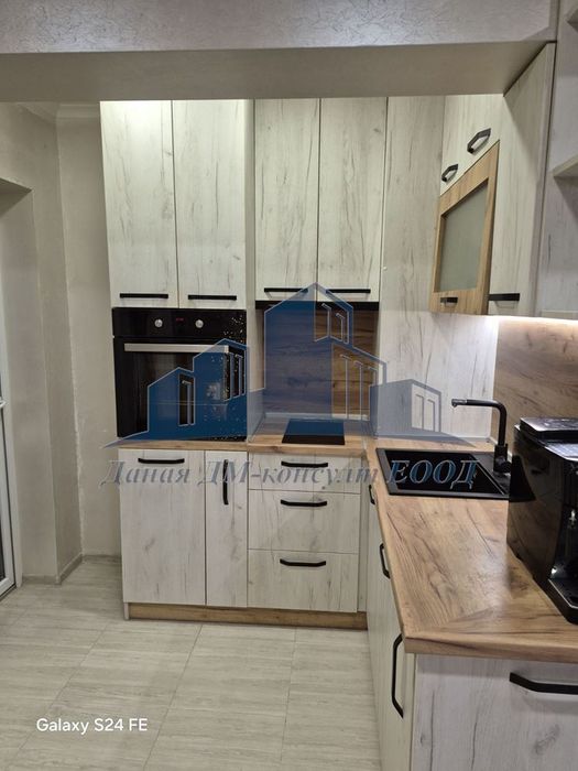 Продава се Тристаен апартамент в Шумен, Херсон - 82 кв.м за 1708 €/кв.м - Снимка #3