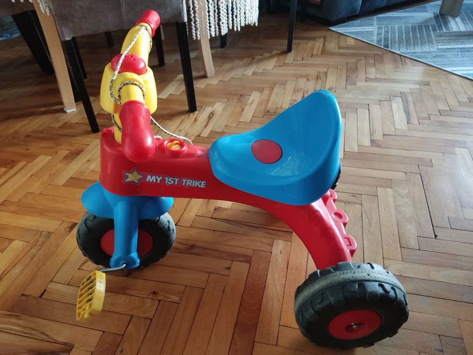 Продавам детско колело