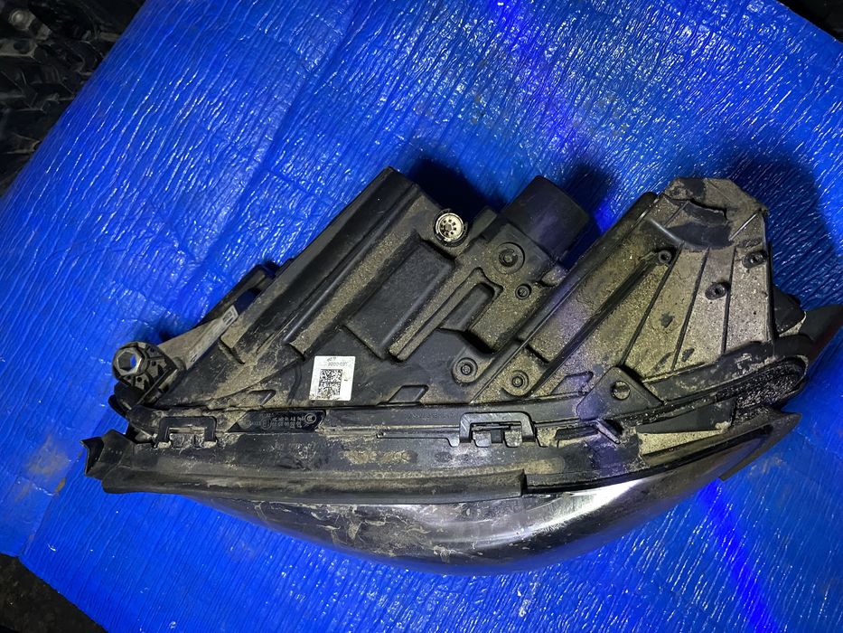 Far Mercedes E-Class W213 2017 - 2020 Far stanga led