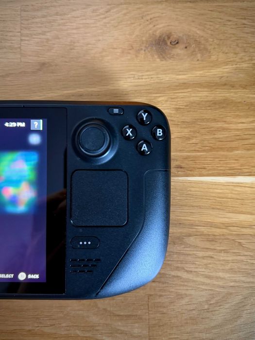 Steam Deck LCD 256GB – stare foarte bună, husă + încărcător original