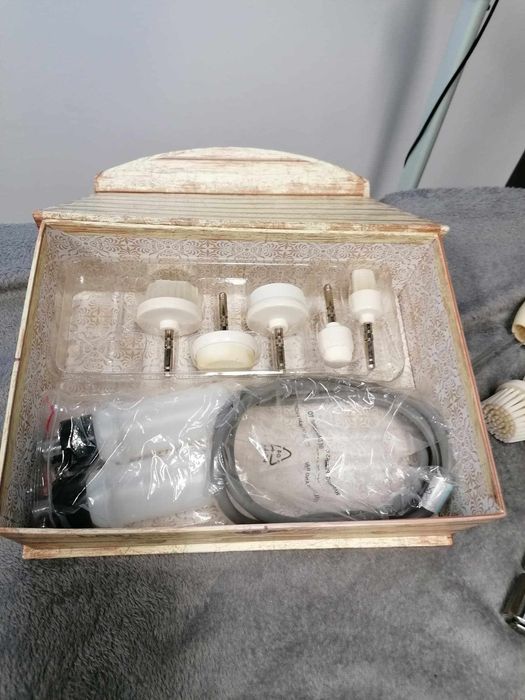 Aparat cosmetică 6 în 1