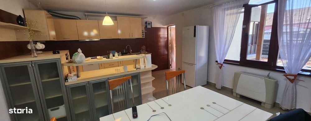 Casa in Ghimbav, S+P+M, 6 camere, SU 300 mp, teren 736 mp!