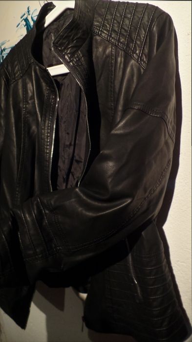 Черно кожено яке (еко кожа)