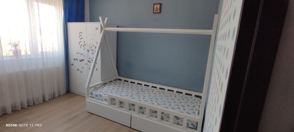 Apartament 3 cam. de inchiriat