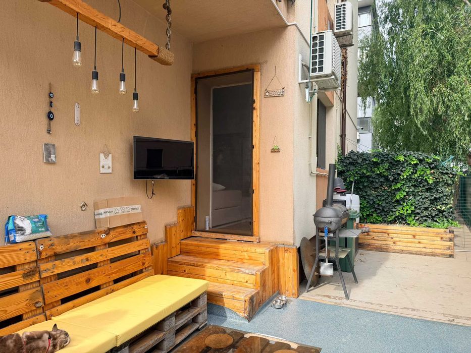 Apartament 3 camere, 2 băi + grădină + loc de parcare – 130.000 € negociabil