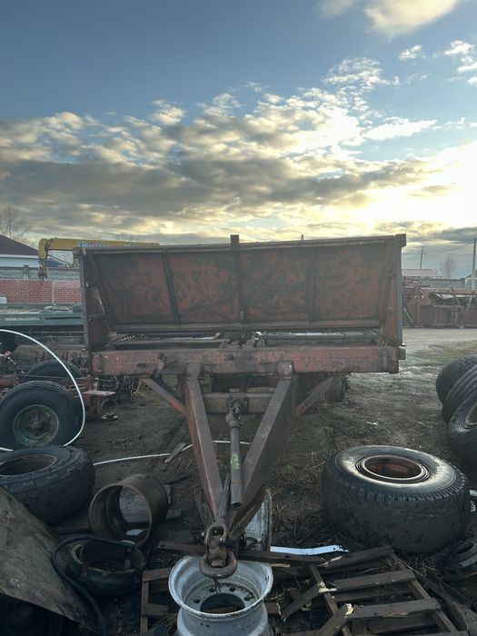 Продам навозоразбрасыватель прт 9