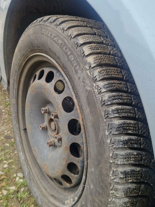 De vanzare Vw passat 2.0 tdi  2006    pret 1500 euro