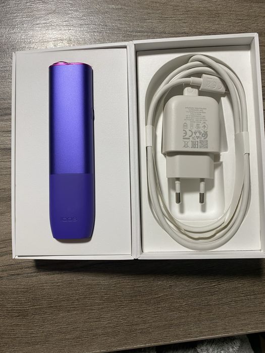 IQOS ILUMA One Neon Purple