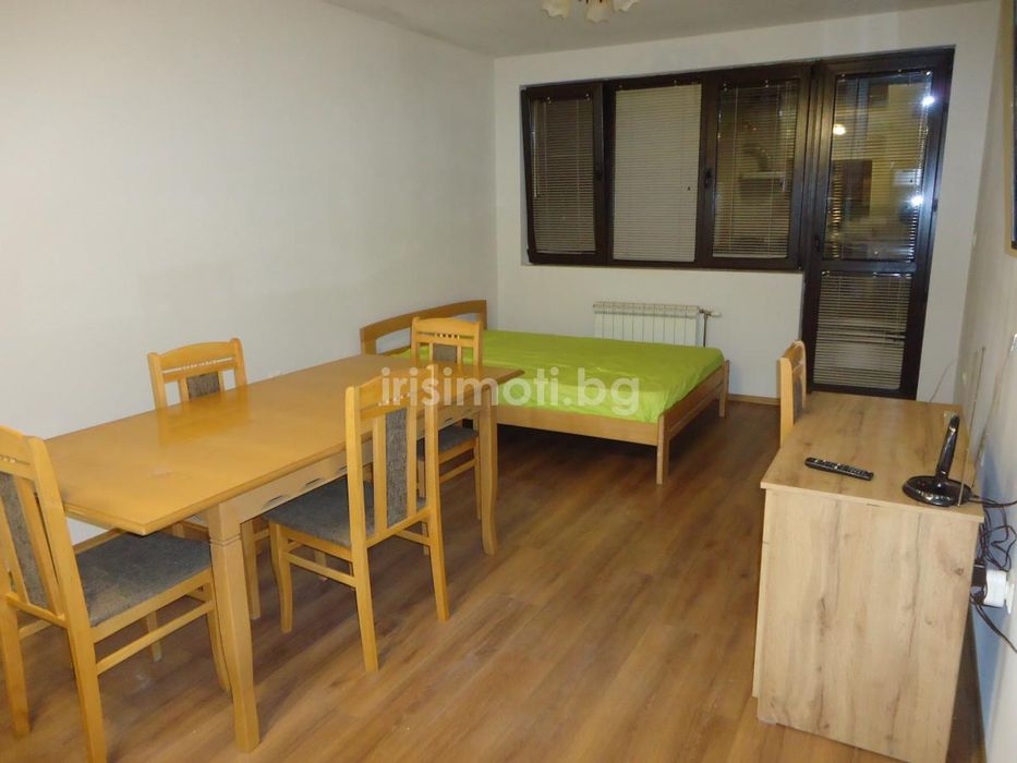 Дава се под наем Четиристаен апартамент в София, Стрелбище - 130 кв.м за 997.05 € - Снимка #3