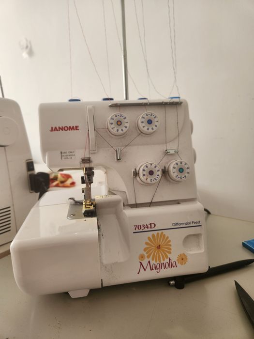 Оверлок жаноме janome