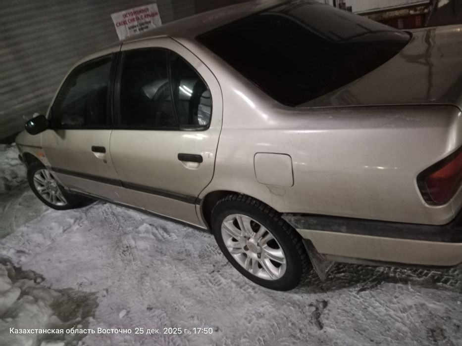 Продам Ниссан примера.