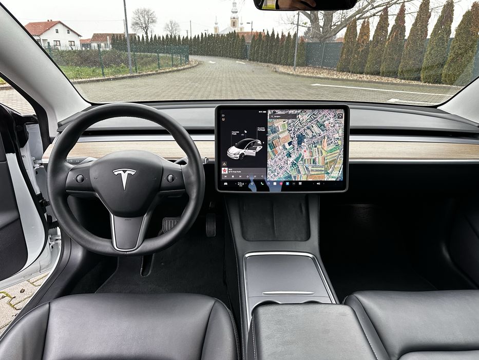 Tesla Model 3 Long Range 2021