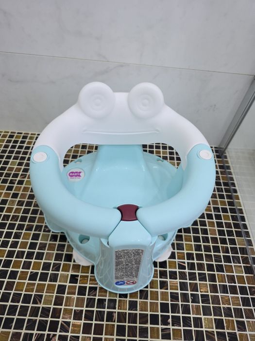 Scaun / suport de baie bebelusi