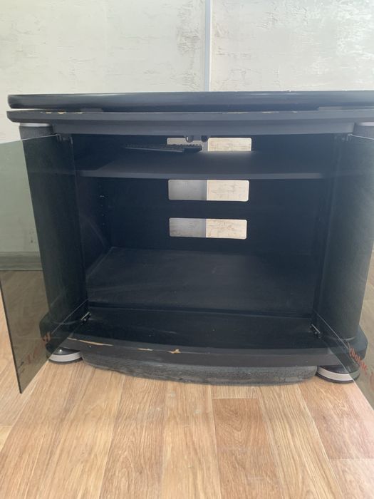 Подставка под ТВ.