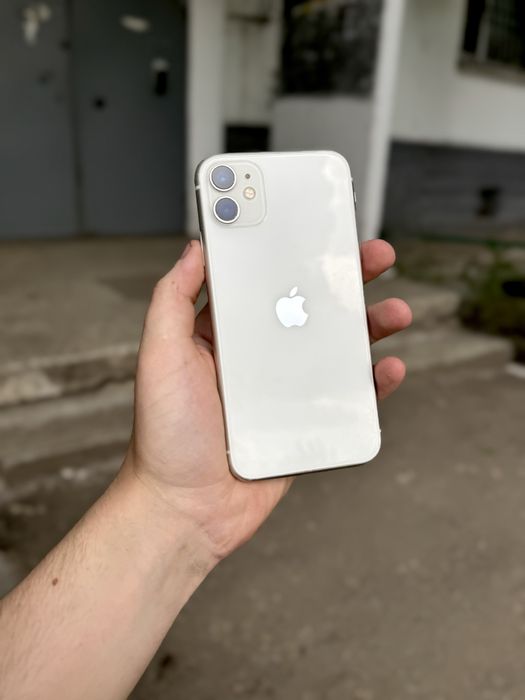 IPhone 11 128gb. White