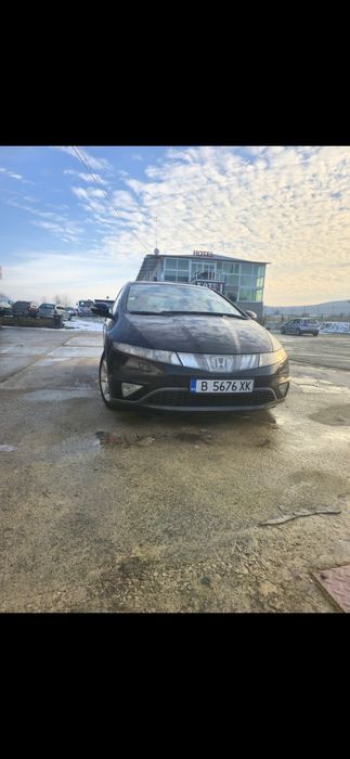 Продавам Honda civic 2.2