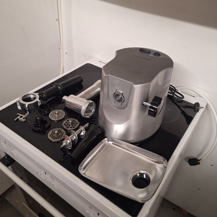 Месомелачка ProfiCook 1800W 120кг на час