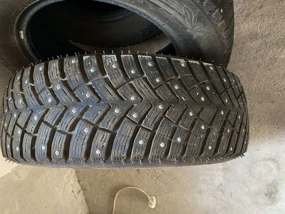 Продам зимние шина срочно
