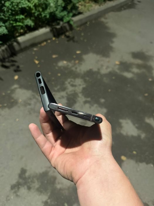 Продам самсунг s 22 ультра