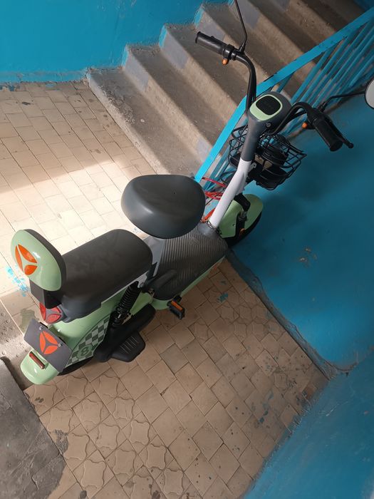 Скутер электрический