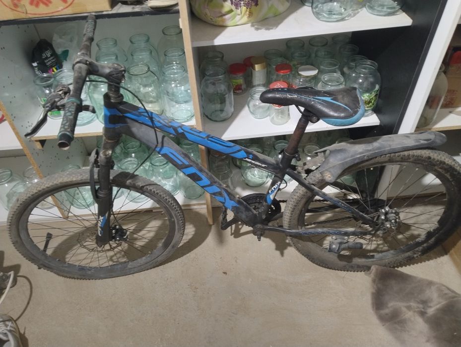 старый спортивный велосипед