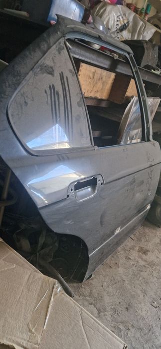 Дверь задняя на бмв е36