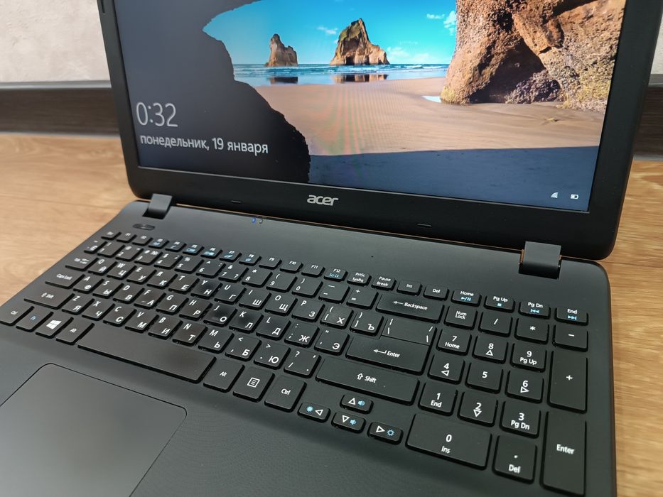 Ноутбук Acer Windows 10.