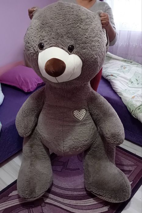 Продавам плюшено мече - 130см