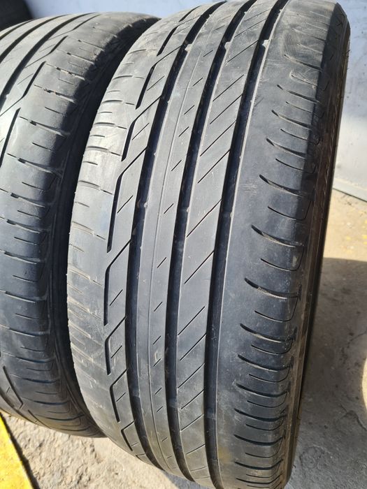 2 бр. летни гуми 225/45/19 Bridgestone DOT 1816 4,5 mm