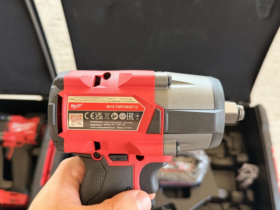 Гайковерт Milwaukee 745nM M18 FMTIW2F12 с батерия и зарядно