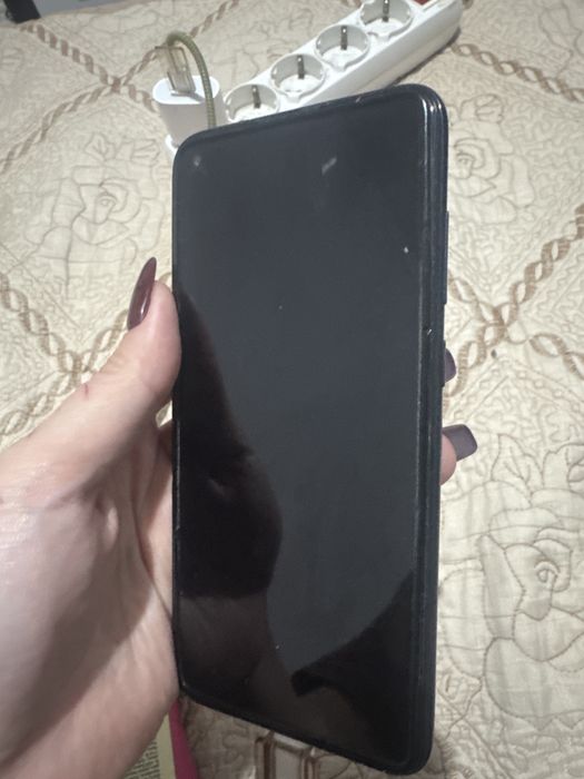 SUMSUNG а 11 телефон