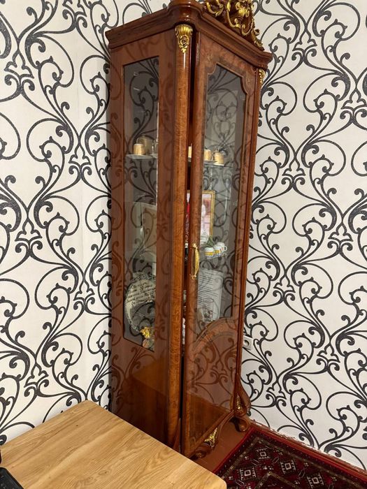 Мебель пинал.          .