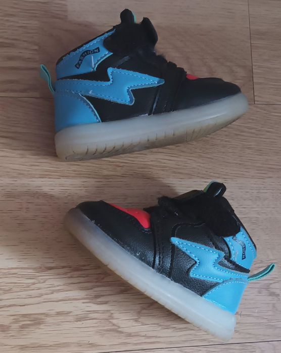 Adidasi baieti 12.5 cm stil ghetuta