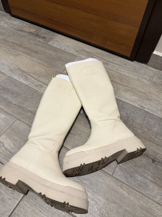 liu jo зимни ботуши