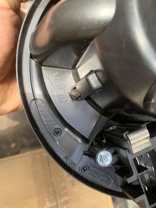 Оригинален чисто нов вентилатор за парно за Golf 6, Passat CC,Touran