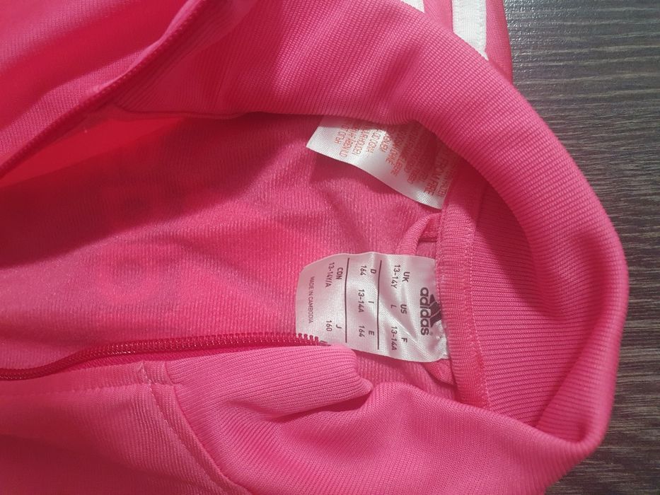 Trening Adidas nou