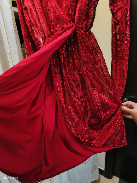 Rochie eleganta cu paiete