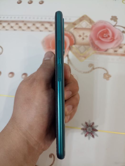 Сотовый телефон Huawei p smart 2021