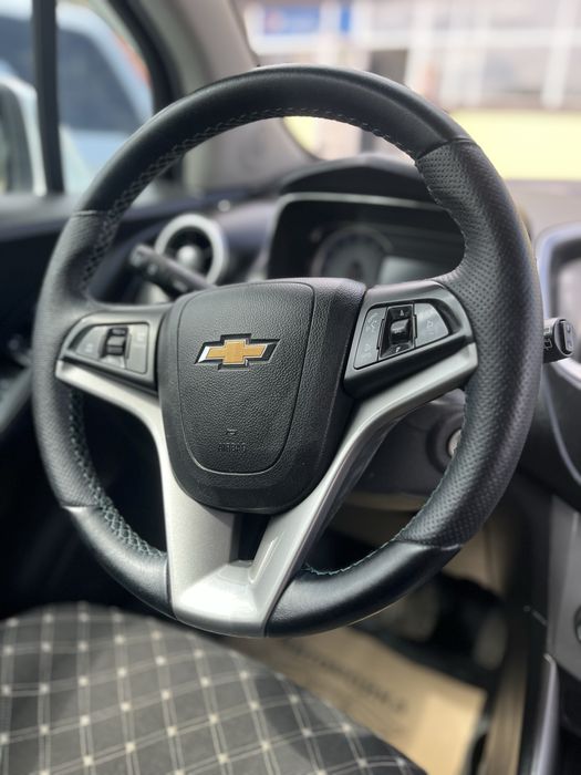 Продам Шевроле Трекер