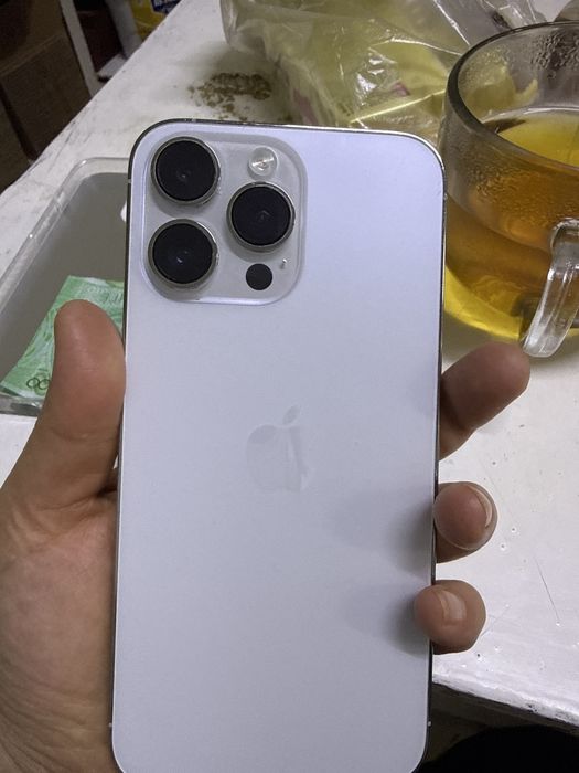 Iphone 14 pro max сатылады в хорошом состоянии