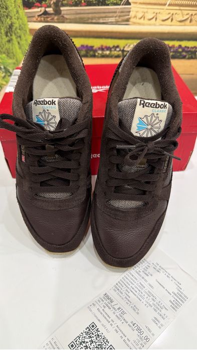 Кроссовка. Кожа