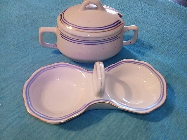 Сервиз (столовый). Торг уместен.