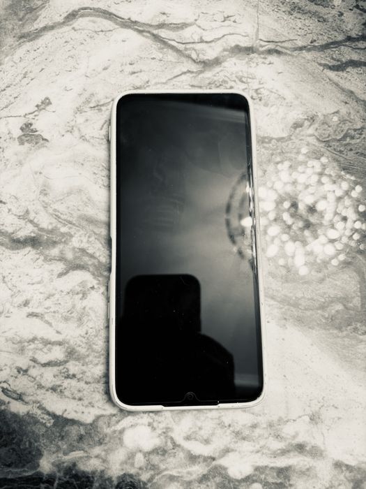 Продам телефон Honor X5 Plus, черногоцвета, 64 Гб,с защитным стеклом,