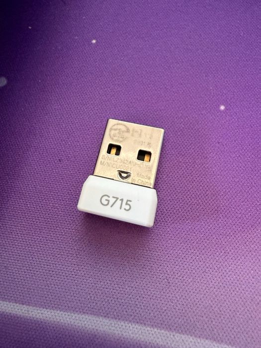 Logitech G715 TKL – безжична механична клавиатура, бяла