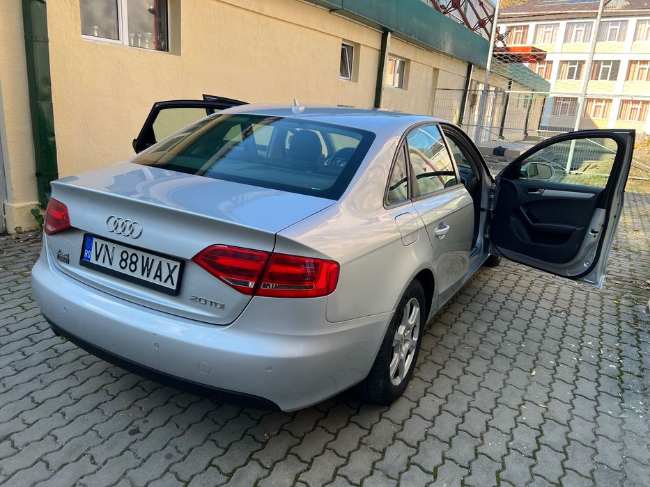 Vând Audi A4, an 2010. Unic proprietar