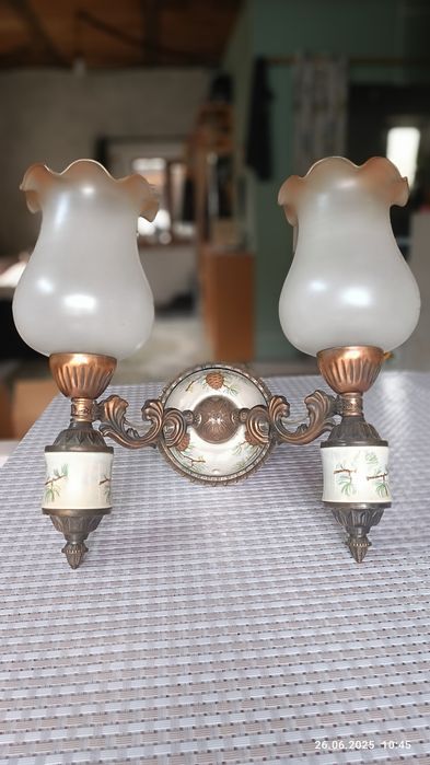 Продам чешскую бра.