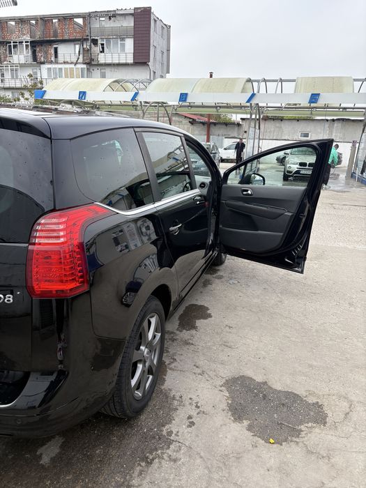 Peugeot 5008 2.0 Diesel