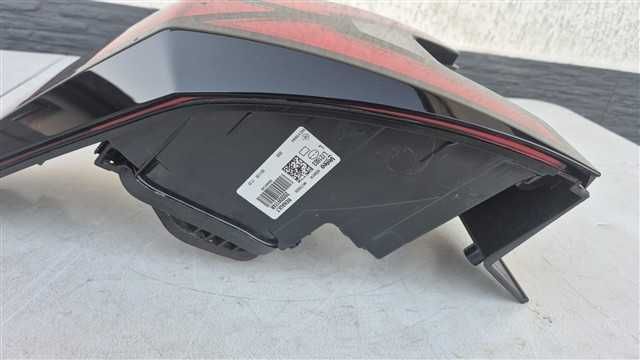 Stop Lampa stanga pe aripa Dacia Duster 3 an 2024  cod 265559174R