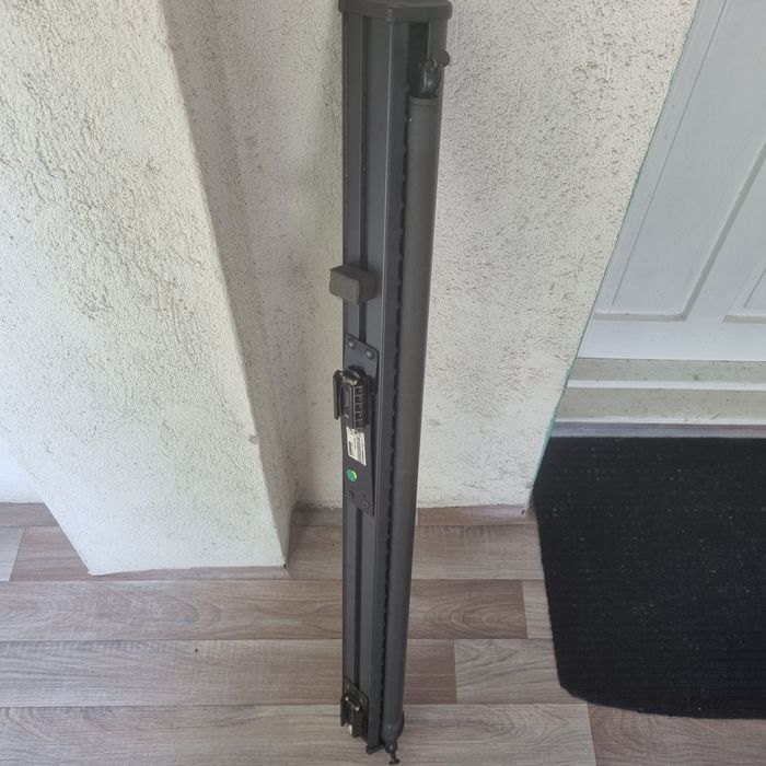 Мрежа за volvo v50