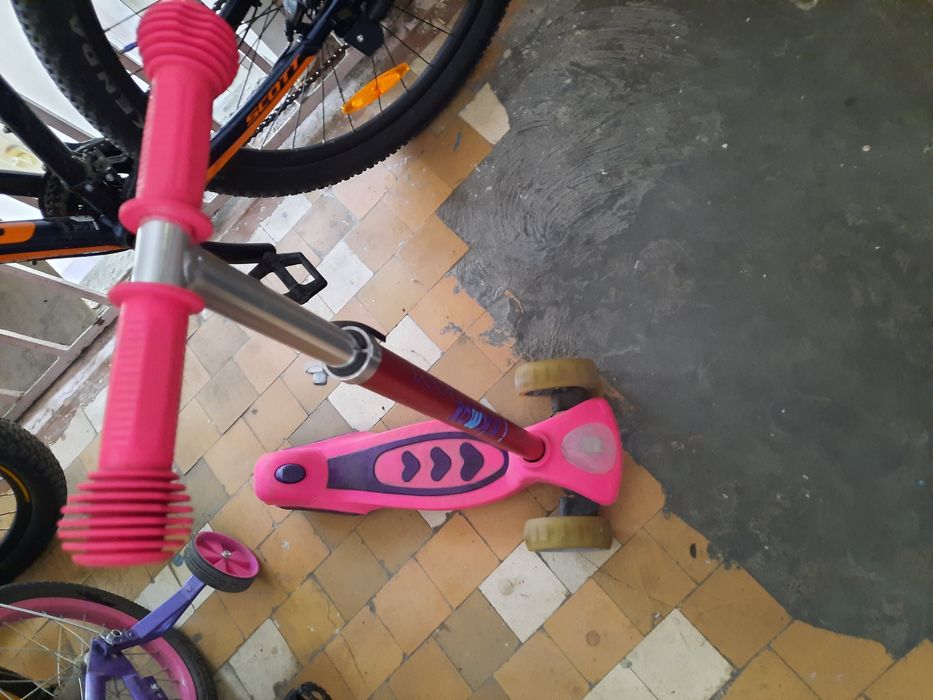 Самокат для девочки 3-10 лет